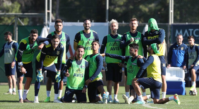 Fenerbahçe Antalya kampını tamamladı