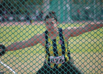 Fenerbahçeli milli atletimiz Özlem Becerek