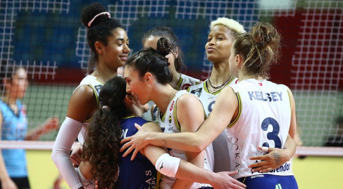 Fenerbahçe Kadın Voleybol Takımı