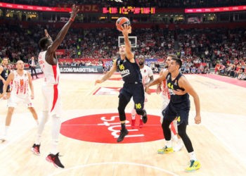 Fenerbahçe Beko, Kızılyıldız'ı konuk ediyor