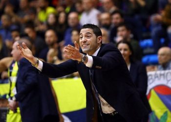 Fenerbahçe Kadın Basketbol Takımı Başantrenörü Victor Lapena