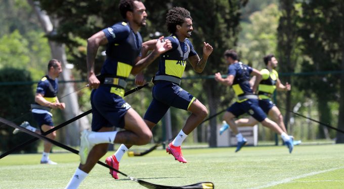 Kamp çalışmaları sürüyor