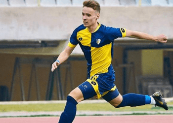 Fenerbahçe, Barış Sungur'u renklerine bağladı