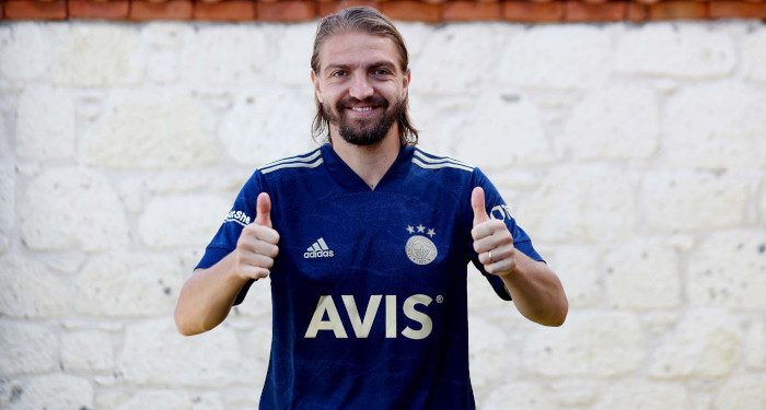 Caner Erkin Fenerbahçe'de