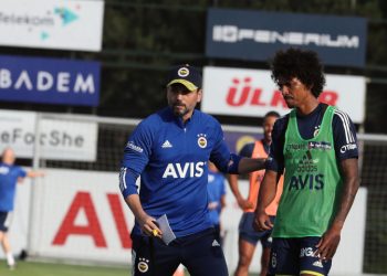 Fenerbahçe'de yeni sezon hazırlıkları sürüyor