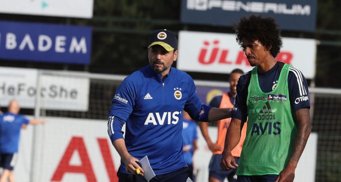 Fenerbahçe'de yeni sezon hazırlıkları sürüyor