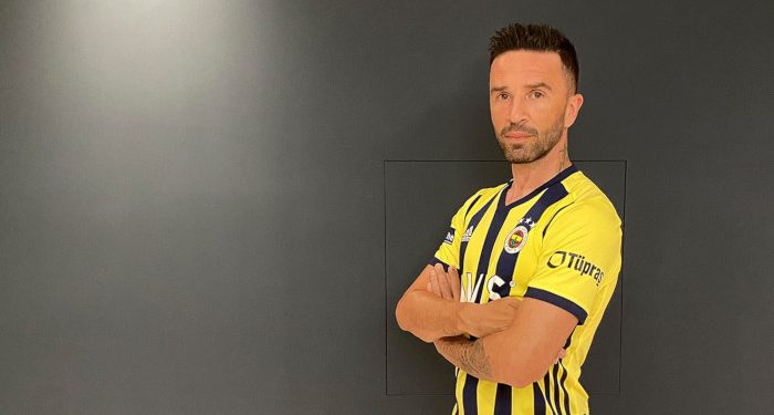 Gökhan Gönül Fenerbahçe'de