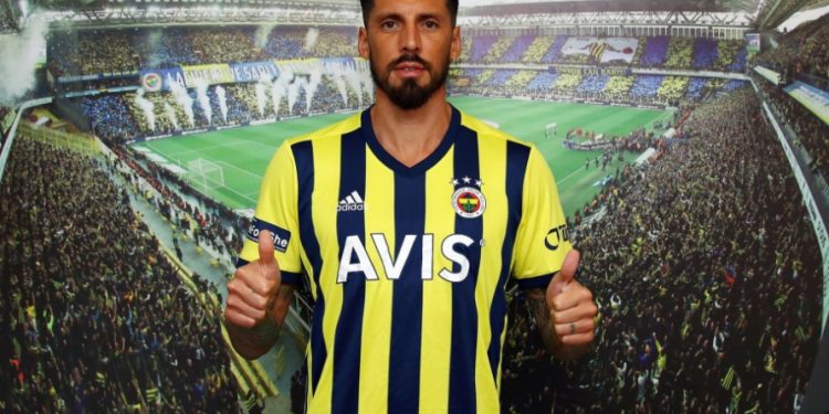 Jose Sosa Fenerbahçe'de