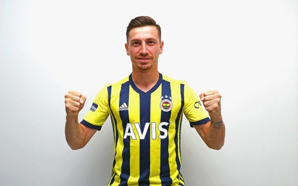 Mert Hakan Yandaş Fenerbahçe'de
