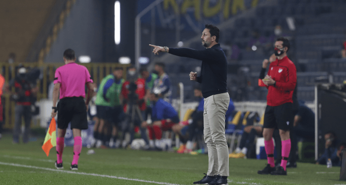 Fenerbahçe Teknik Direktörü Erol Bulut