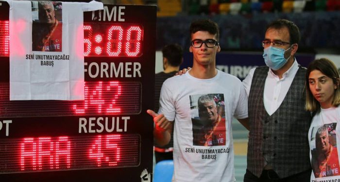 Atletlerimiz Salon Olimpik Deneme yarışlarını rekorlarla tamamladı