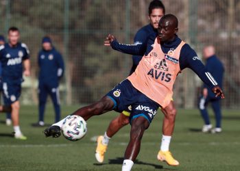 Fenerbahçe, Alanyaspor maçı hazırlıklarına başladı