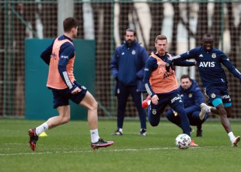 Fenerbahçe, Kasımpaşa maçının hazırlıklarına başladı