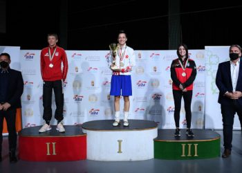 Milli boksörümüz Buse Naz Çakıroğlu şampiyon oldu