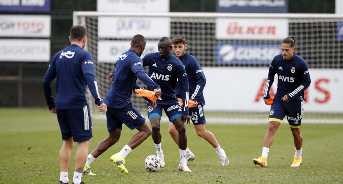 Fenerbahçe, Başakşehir maçı hazırlıklarına başladı