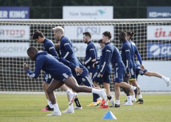 Fenerbahçe, Galatasaray maçı hazırlıklarına başladı