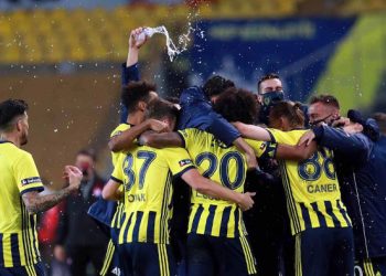 Fenerbahçe Futbol Takımı