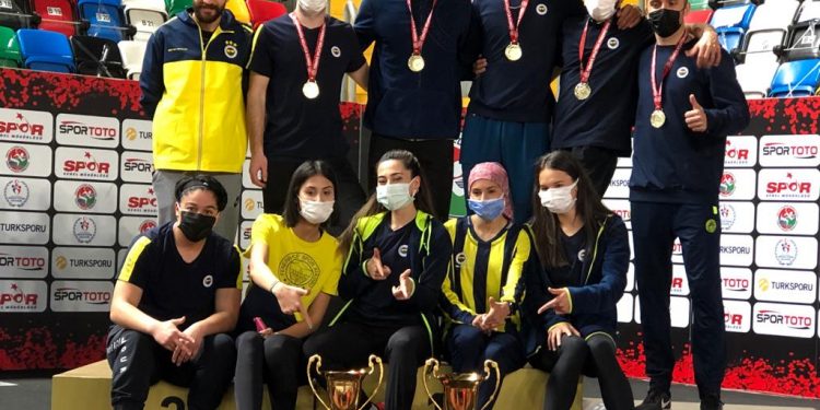 TAF Kupası Fenerbahçe'nin