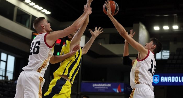 Adidas Next Generation Turnuvası: Fenerbahçe Beko - Casademont Zaragoza