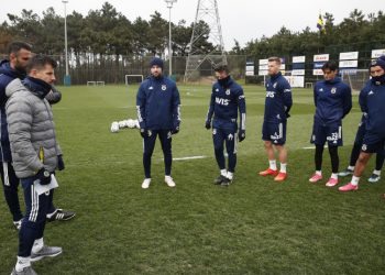 Fenerbahçe, Denizlispor maçı hazırlıklarına başladı