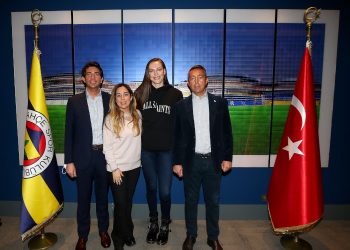 Eda Erdem Dündar, 3 yıl daha Fenerbahçe Opet'te