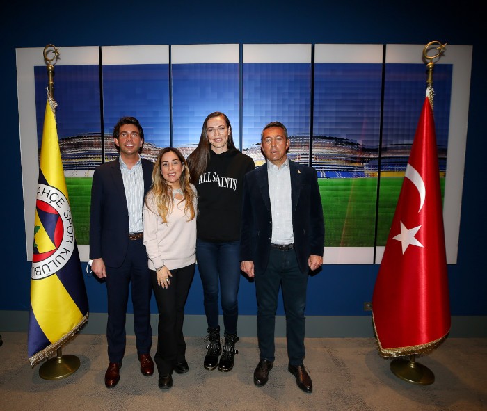 Eda Erdem Dündar, 3 yıl daha Fenerbahçe Opet'te