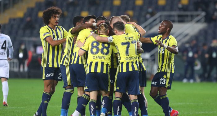 Fenerbahçe Futbol Takımı