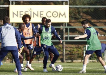 Fenerbahçe, Aytemiz Alanyaspor maçı hazırlıklarına başladı