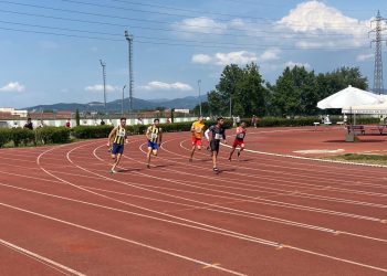 Genç atletlerimizden 20 madalya