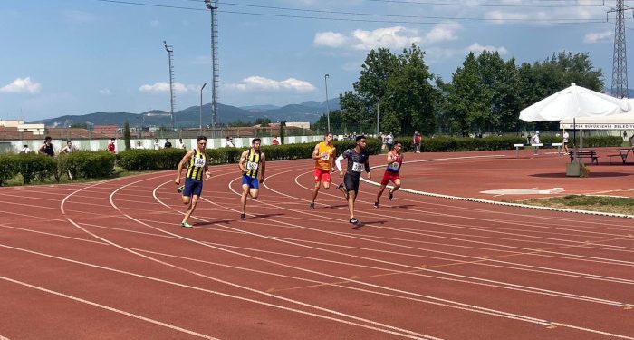 Genç atletlerimizden 20 madalya