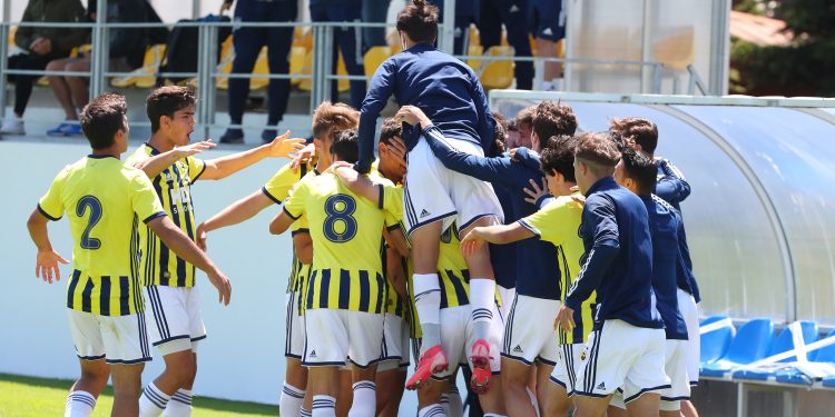 Fenerbahçe U19 Futbol Takımı
