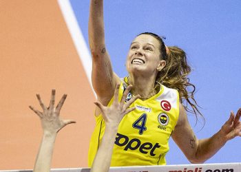 Fenerbahçe Opet, Kelsey Robinson ile yolları ayırdı