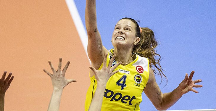 Fenerbahçe Opet, Kelsey Robinson ile yolları ayırdı