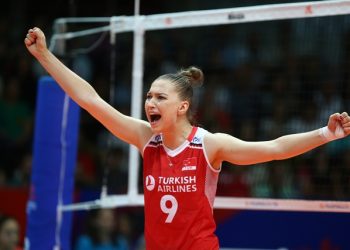 Meliha İsmailoğlu Fenerbahçe Opet'te