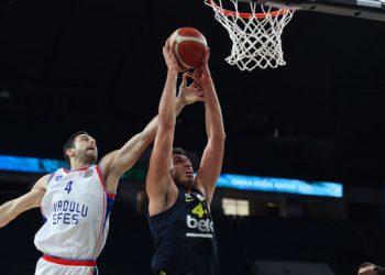 Anadolu Efes - Fenerbahçe Beko