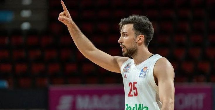 İsmet Akpınar Fenerbahçe Beko’da