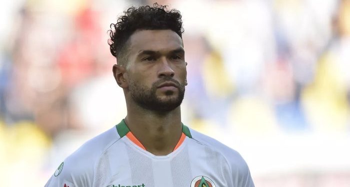 Fenerbahçe, Steven Caulker ile anlaştı