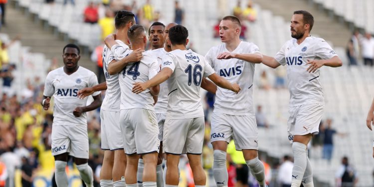 Hazırlık maçı: Fenerbahçe 3-2 Greuther Fürth