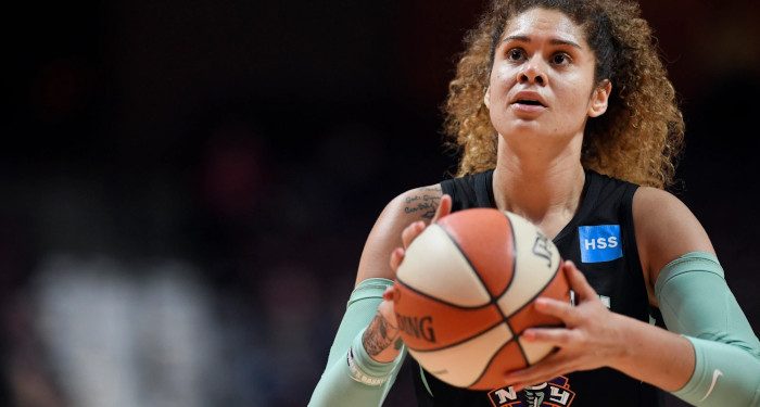 Amanda Zahui B. Fenerbahçe Öznur Kablo’da