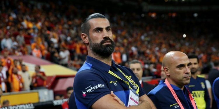 Volkan Demirel, Fenerbahçe'den ayrıldı