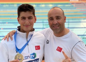 Fenerbahçeli milli yüzücü Mert Kılavuz, Avrupa Gençler Şampiyonu oldu