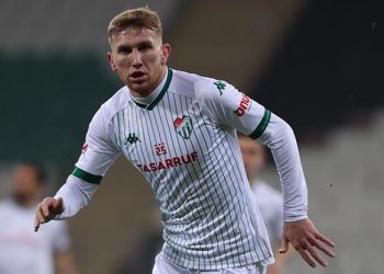 Burak Kapacak Fenerbahçe’de