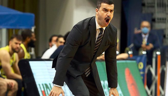 Fenerbahçe Erkek Basketbol Takımı Yardımcı Antrenörü Erdem Can