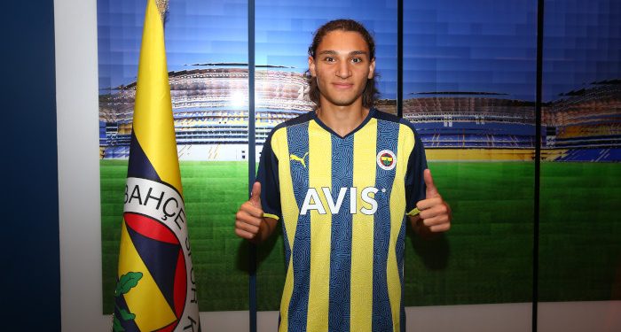 Emir Ortakaya Fenerbahçe'de