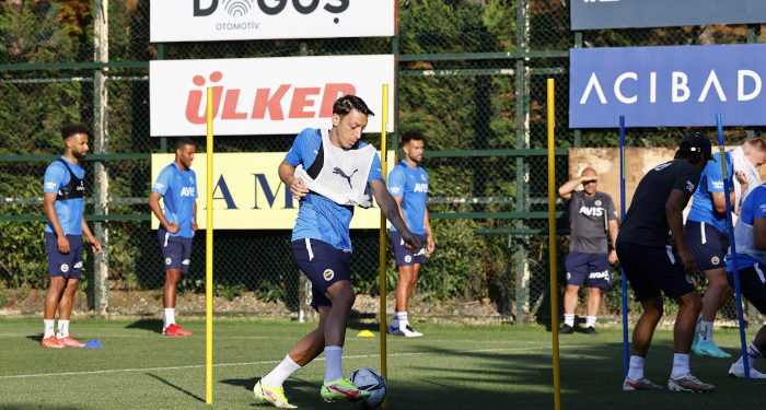 Fenerbahçe'de HJK Helsinki maçı hazırlıkları tamamlandı