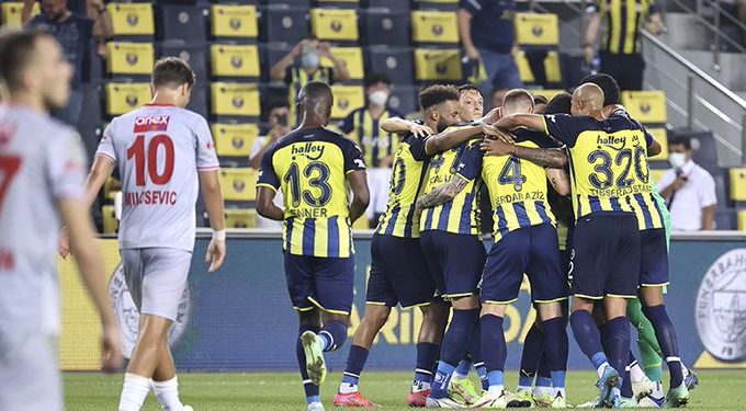 Fenerbahçe Futbol Takımı