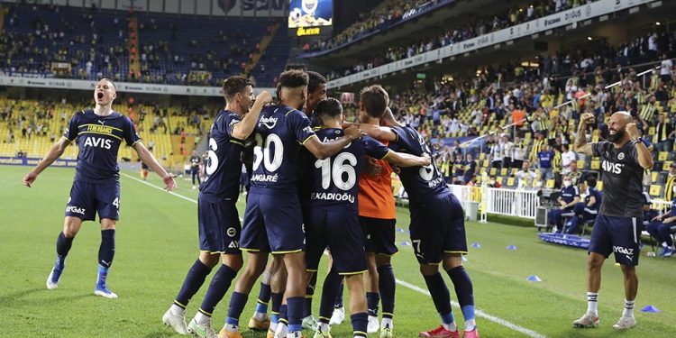 Fenerbahçe Futbol Takımı
