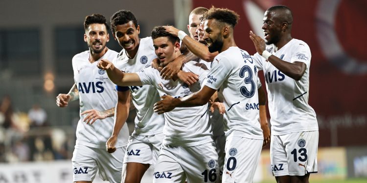 Fenerbahçe Futbol Takımı