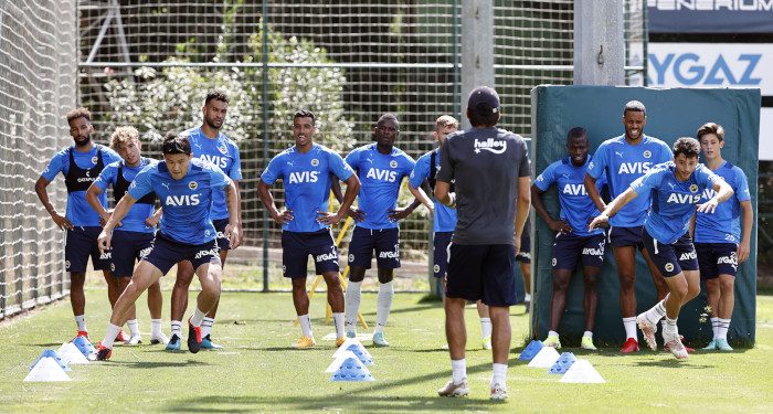 Fenerbahçe'de Antalyaspor maçı hazırlıkları başladı