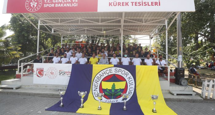 Genç Kürekçilerimizden Türkiye Şampiyonası’nda çifte zafer